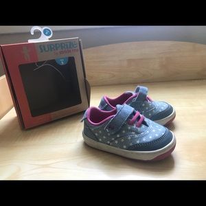 Stride rite size 5 toddler shoe